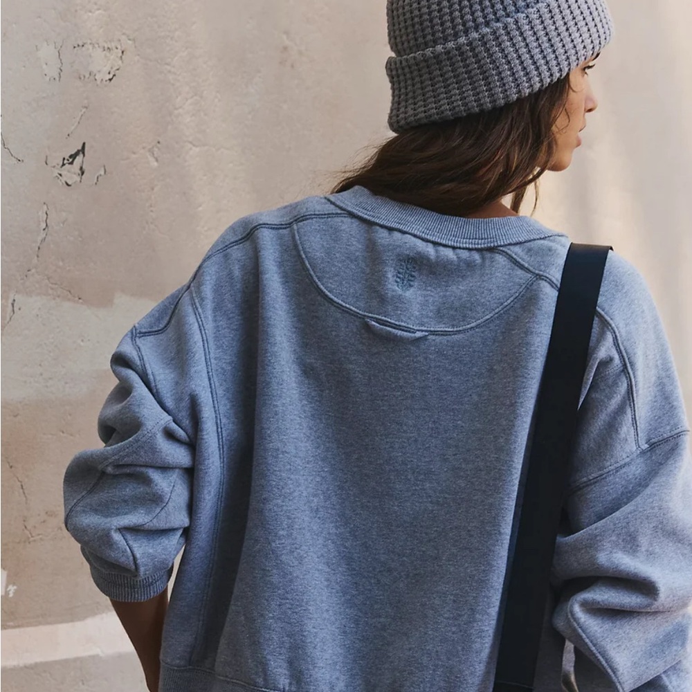 Free People Light Blue Camden sweatshirt. oversized - Picture 3 of 8